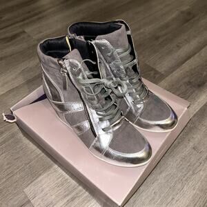 Bakers Diversity Casual Everyday Grey Silver Hidden Heel Boot Shoe Lace Zip 40